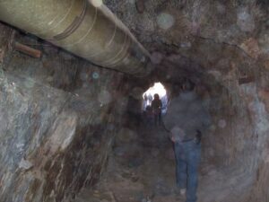 20145_1275379455086_1547946514_30704427_409236_n