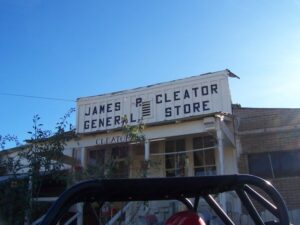 20145_1275384935223_1547946514_30704451_6094046_n