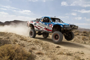 thr_12bitd_v2r_race02